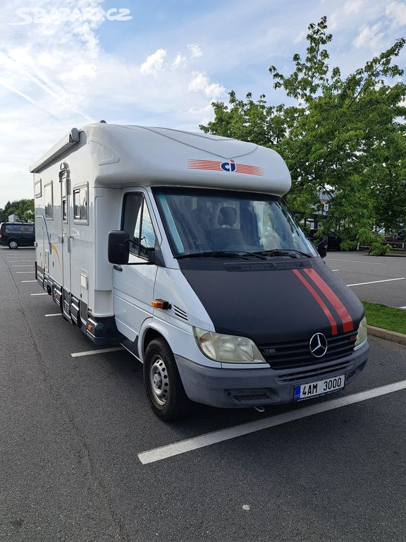 Obytny automobil mercedes sprinter automat