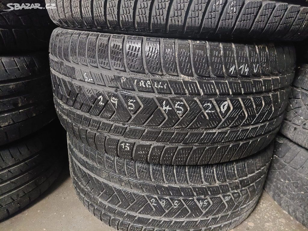 Zimní pneumatiky 295/45 20 Pirelli