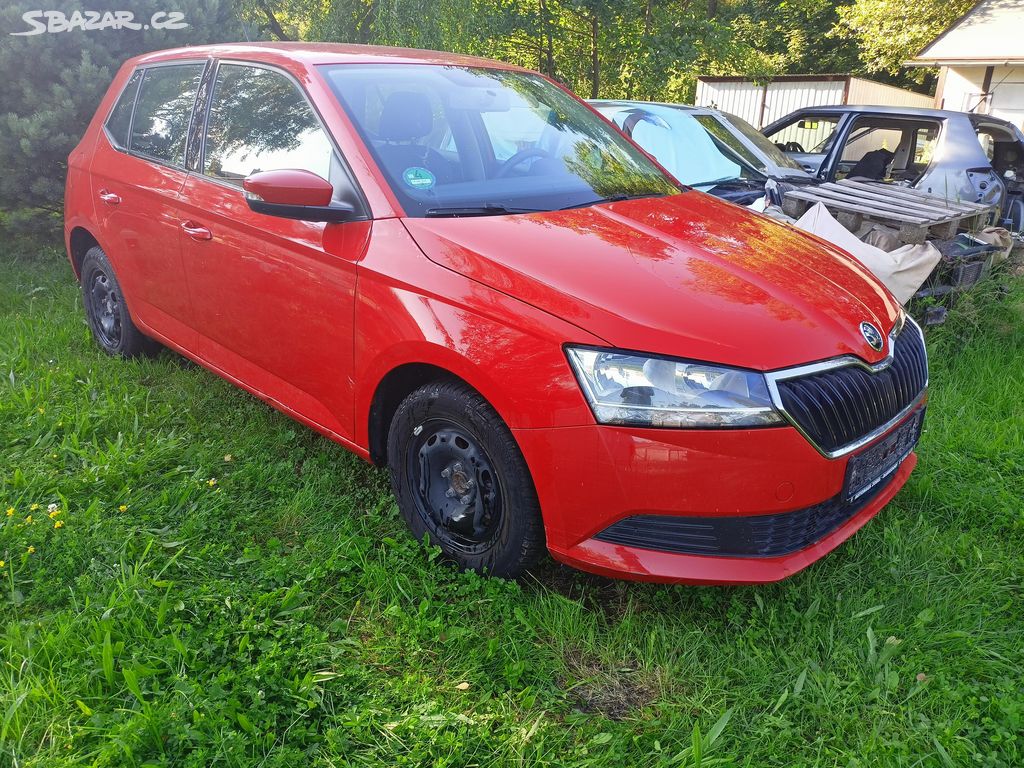Škoda Fabia 3 1.0 MPI   1.majitel,klima,serviska