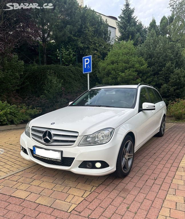 Mercedes Benz C180 CDI W204, manual, tažné, klima