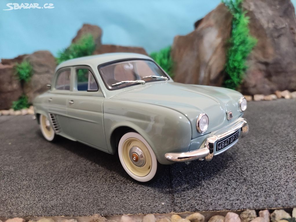 Prodám model 1:18 Renault daupine 1958