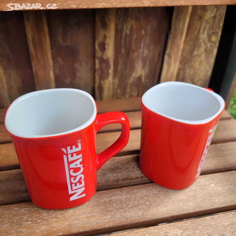 Originalni hrnky Nescafe cervene na kavu