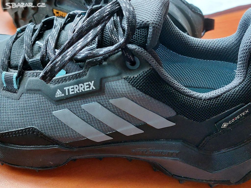 Dámské trekové goretex boty Adidas