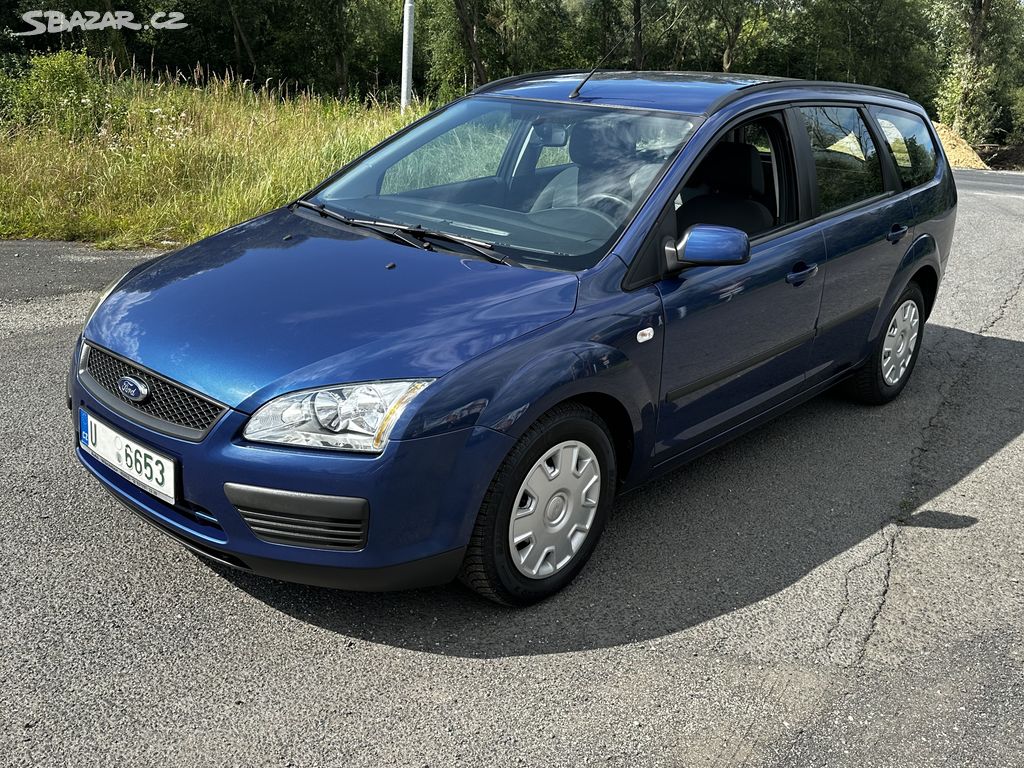 Ford Focus kombi 1.6i 74kw, r.2007, 1.maj, STK