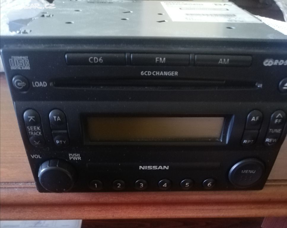 Nissan Pathfinder radio