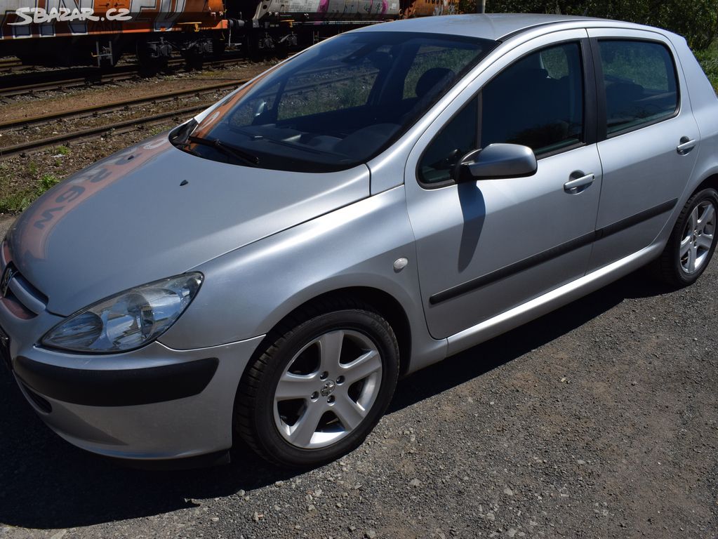 PEUGEOT 307 2,0i AUTOMAT PO SERVISU,SUPER STAV