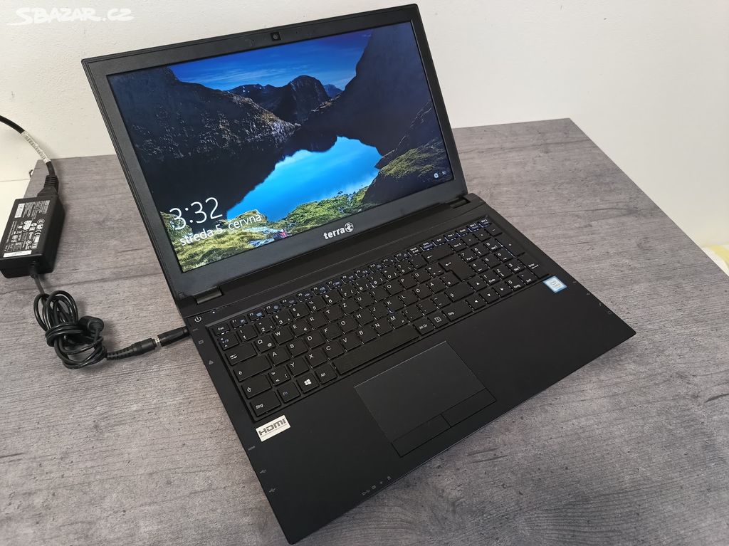 Notebook TERRA 15,6" / FHD / M2 SSD / USB-C