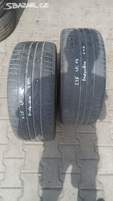 Letní pneumatiky 235 45 17 Bridgestone
