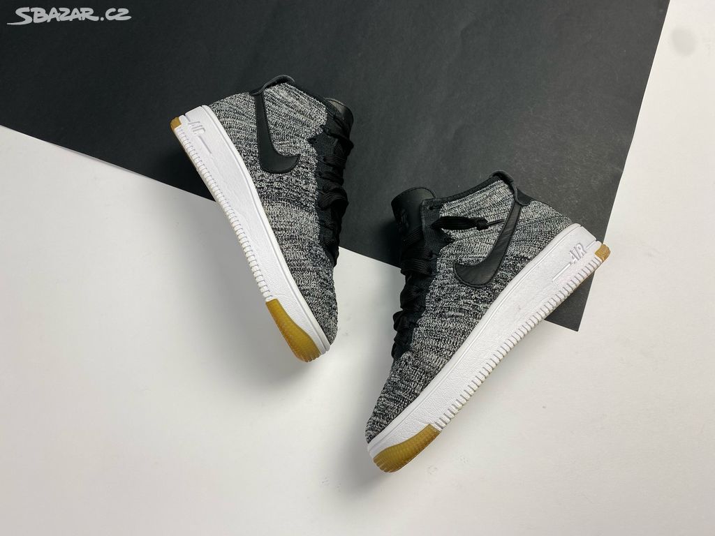 Boty Nike Air Force 1 Flyknit