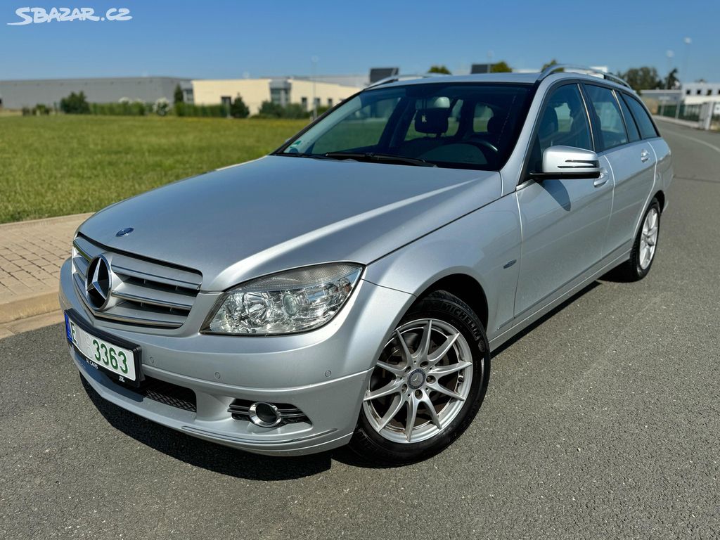 MERCEDES-BENZ C180 K //2010 KLIMA TAŽNÉ SERVISKA