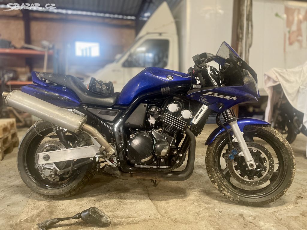 Yamaha FZS 600 Fazer díly