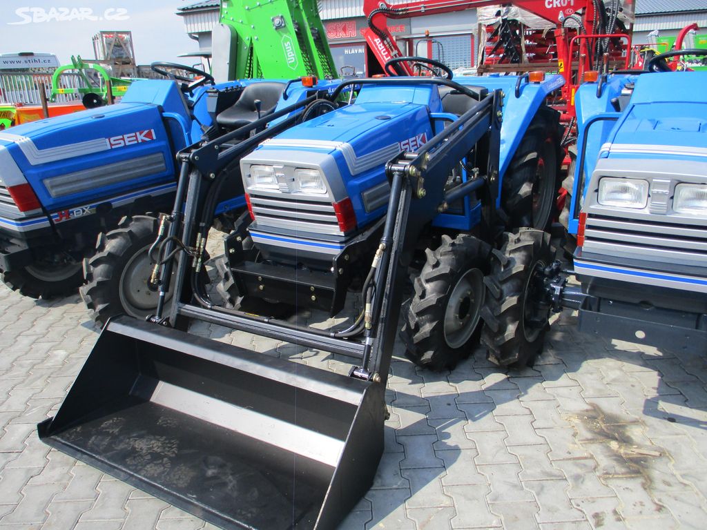 Malotraktor Iseki TA 235 s nakladačem plně repas