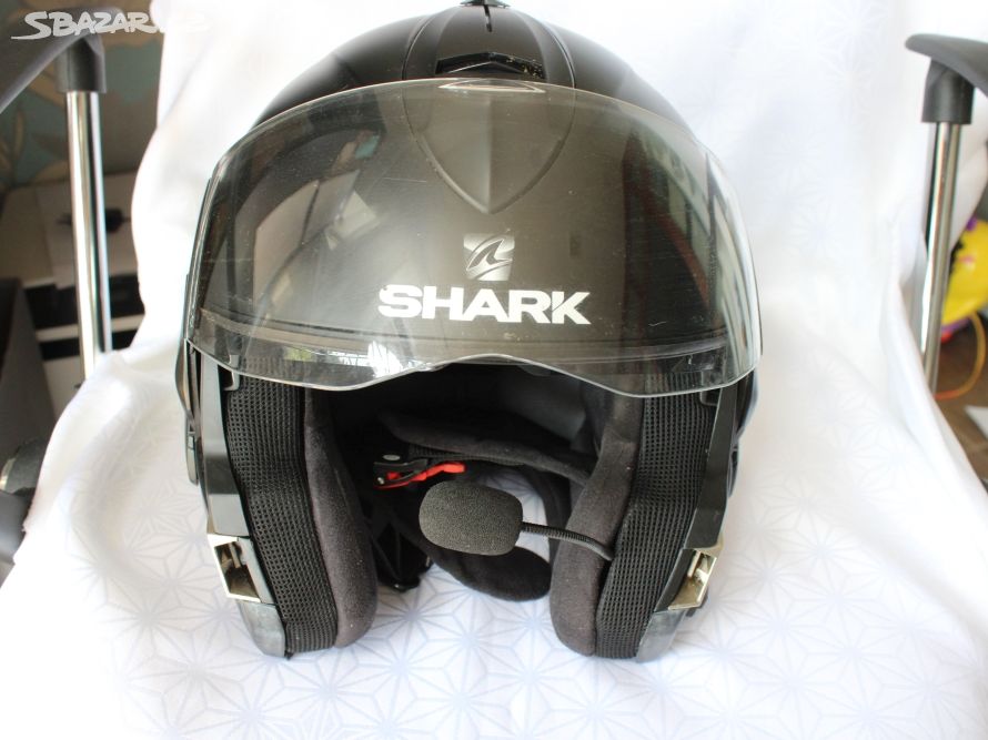 motocyklová helma ,odklápěcí,znač.Shark,vel.XXL