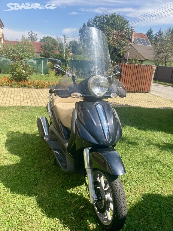 Piaggio Beverly 500