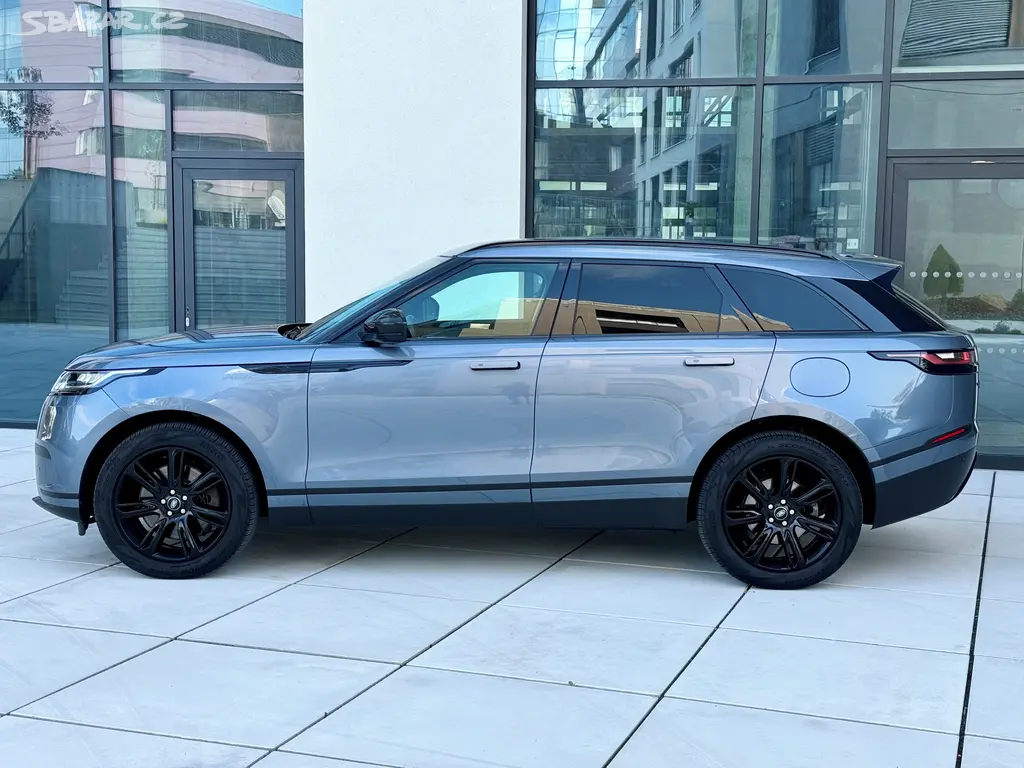 LAND ROVER RangeRover Velar P400e Plug inHybrid4x4 - fotka 2