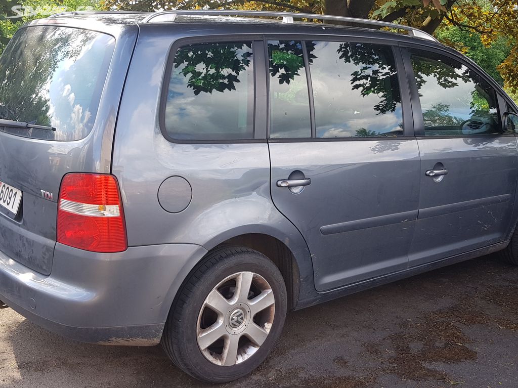 Vw Touran 2,0tdi 100kw r.v. 2004