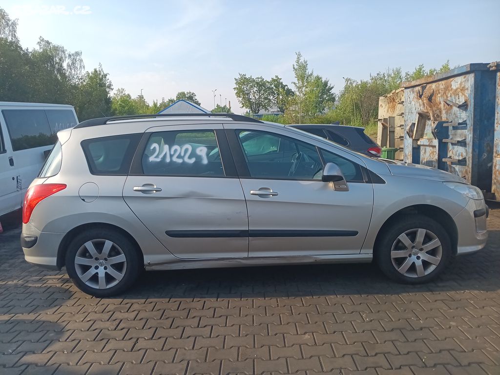 Prodám náhradní díly z vozu Peugeot 308 č. 21229