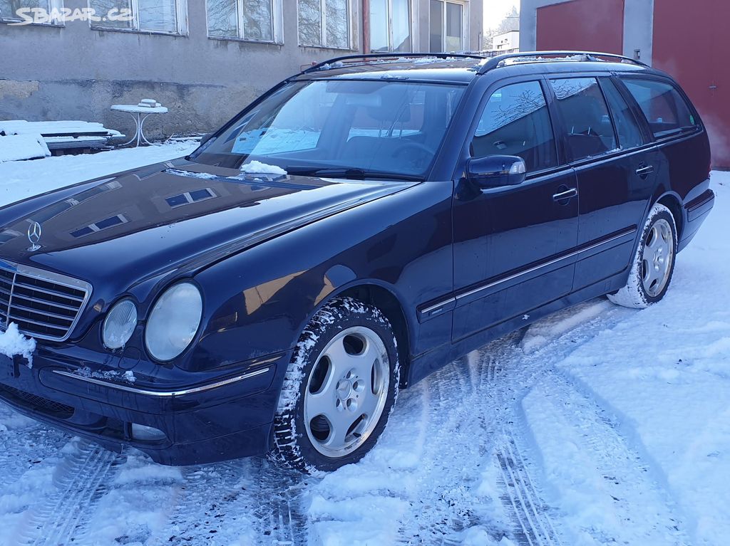 Mercedes-Benz Třídy E, 430T 4matic , 4x4 ,zavada