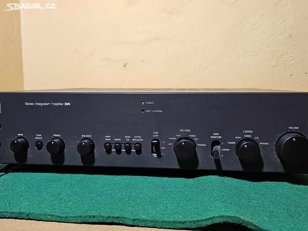 NAD 306 výborný HiFi zesilovač