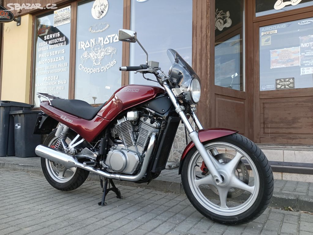 Suzuki VX 800