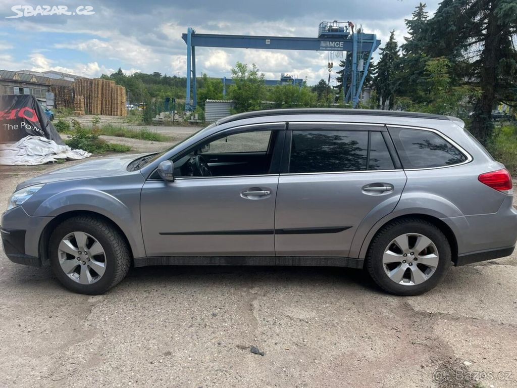 Subaru Outback 2011 boxer motor