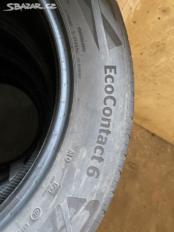 Pneu 235/55 R18