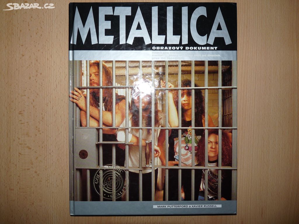 prodám knihu METALLICA-Obrazový Dokument 1993 RARE