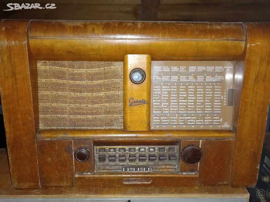 Retro radio