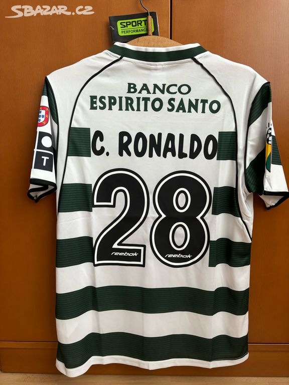 Dres Cristiano Ronaldo - Sporting Lisabon 2002/3