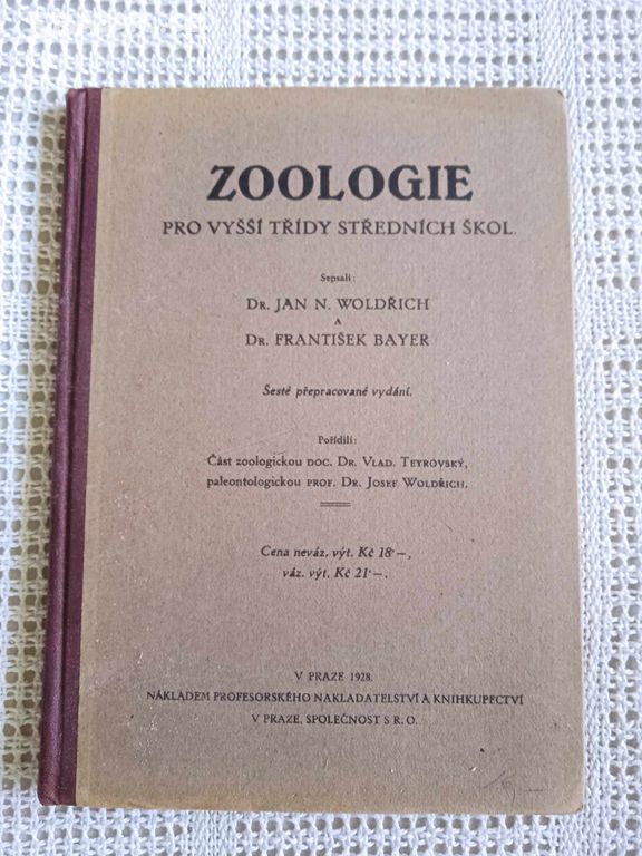 ZOOLOGIE, učebnice,stará, 1928,vyšší tř. střed.šk.