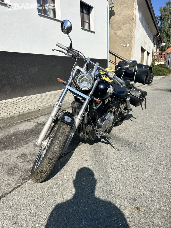 Honda VT 750 DC Black Widow