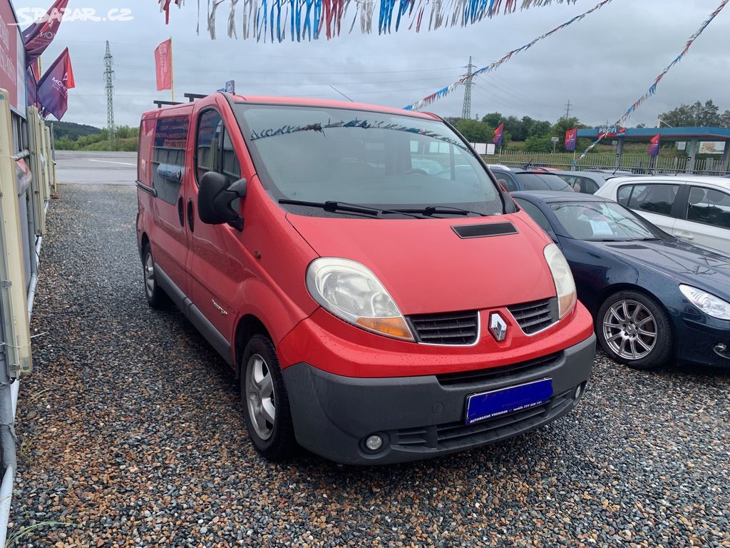 RENAULT TRAFIC 2,0 dCi Combi Van ConfortCool L1H1