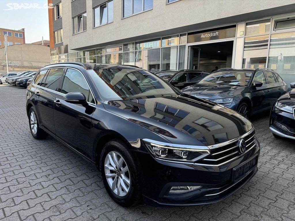 VW Passat B8 2.0TDI 110kW DSG 360° kamera Panorama