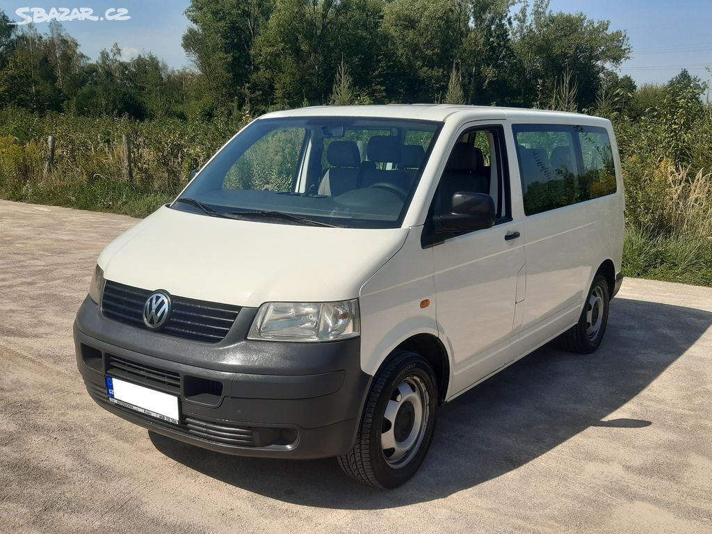 VW Trasnsporter T5 - 2.5 TDI 9 míst