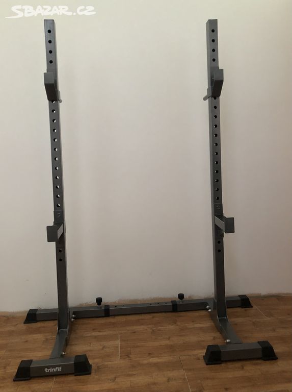 Stojan na osu TRINFIT Rack HX7