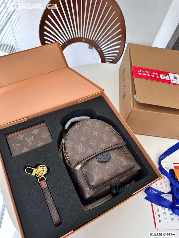 Kabelka Louis Vuitton batoh skladem