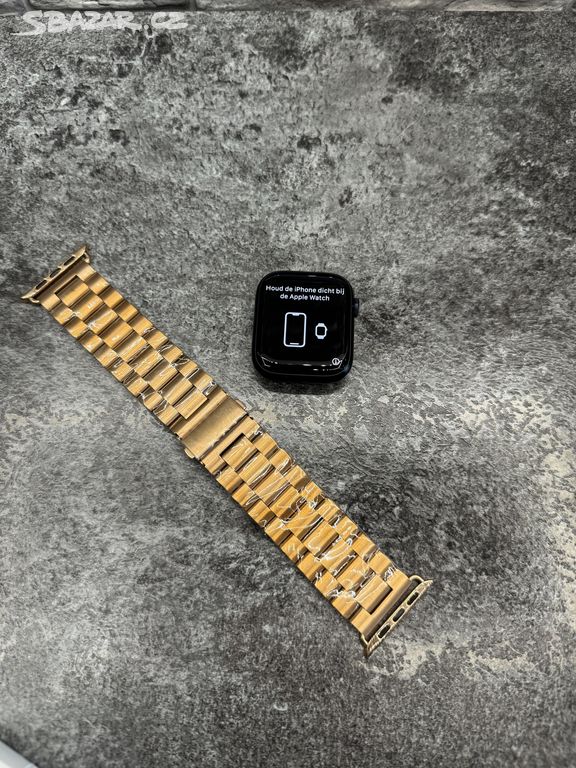 Apple Watch 8 45mm Midnight Celluar + zlatý kovový