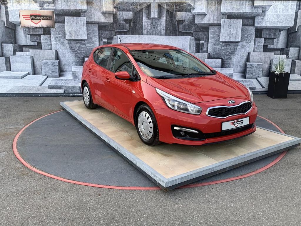 Kia Cee´d, 1.6CDi, 100KW, 1. MAJITEL