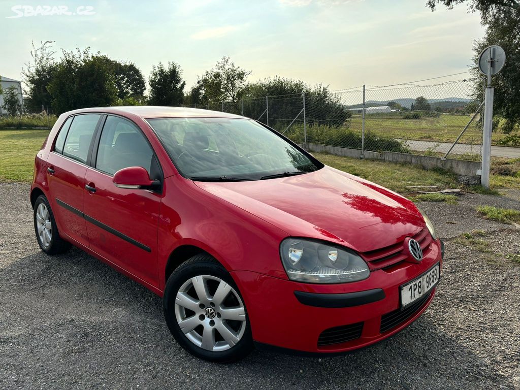 Vw golf V 1,4i 55kw Nová STK 08/26