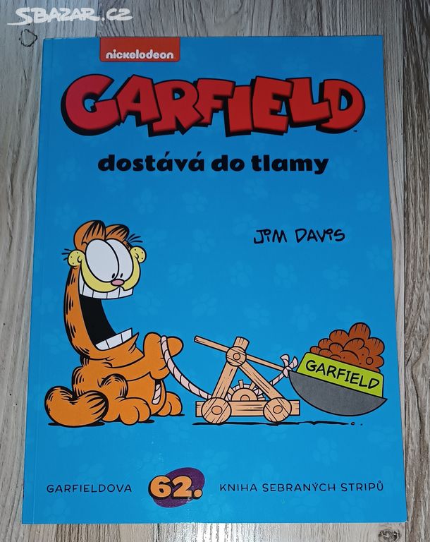 Jim Davis - Garfield dostává do tlamy