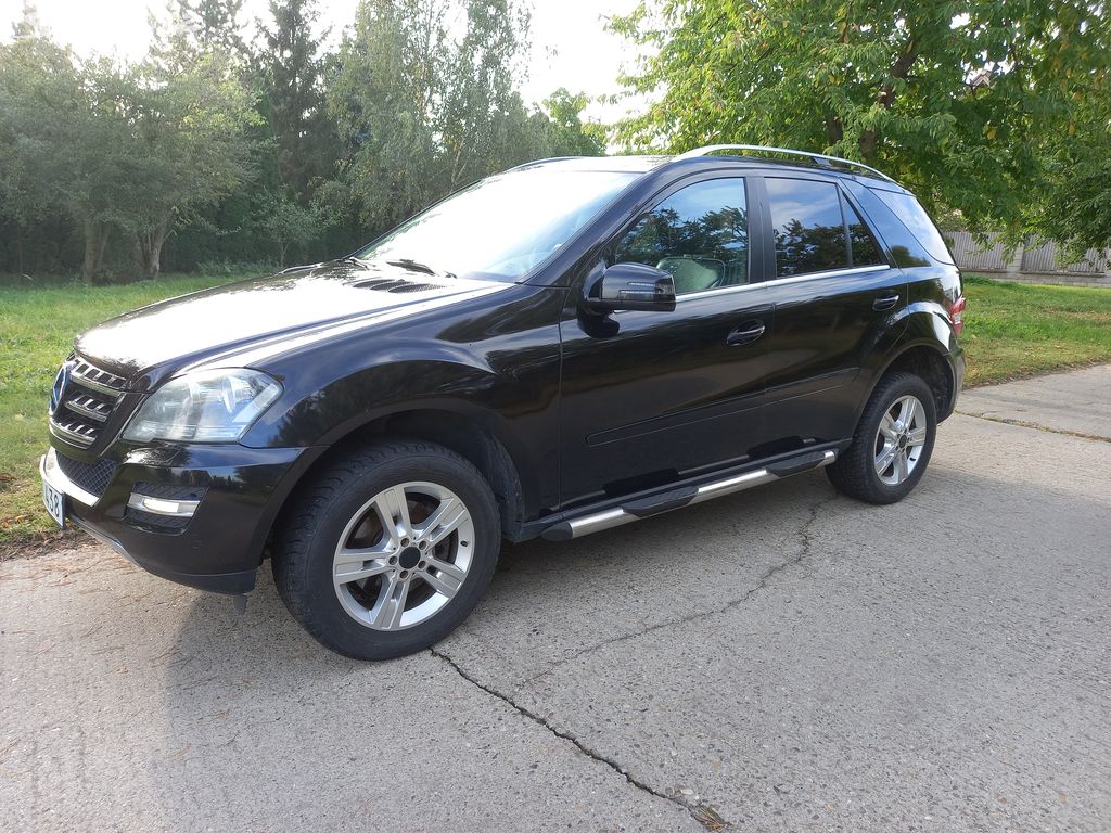 Mercedes-Benz ML350CDi Grand Edition 4Matic 170 kW