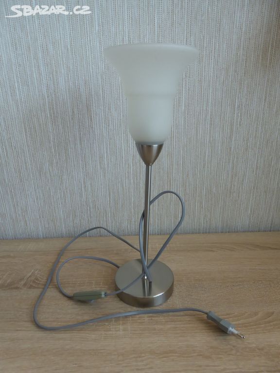 Stolní lampa