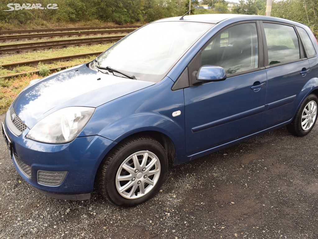 Ford Fiesta 1,3 i PO SERVISU,SUPER STAV