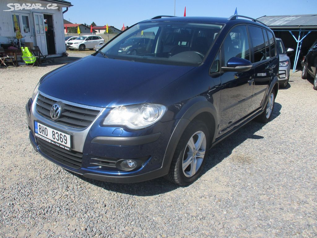 VW CrossTouran 1,4TSI 103kW 7míst Xenon Klima 2010