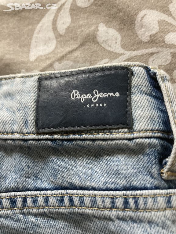 Pepe jeans kratasy vel 34