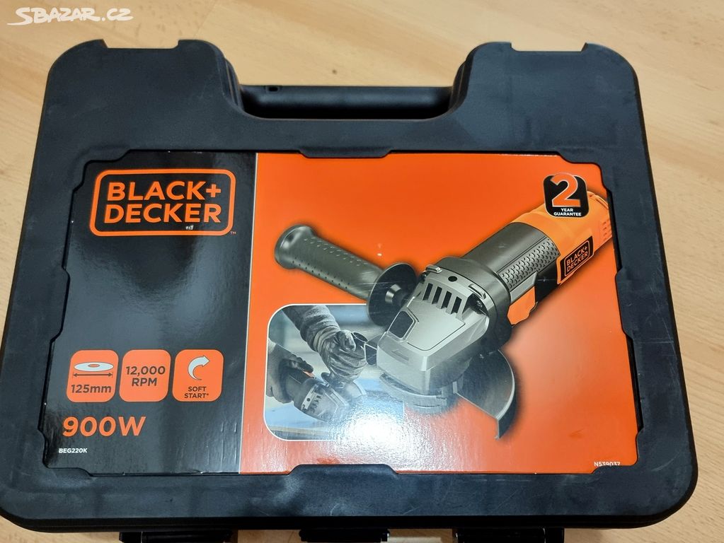 Úhlová Bruska Black&Decker BEG220K 900W 125MM