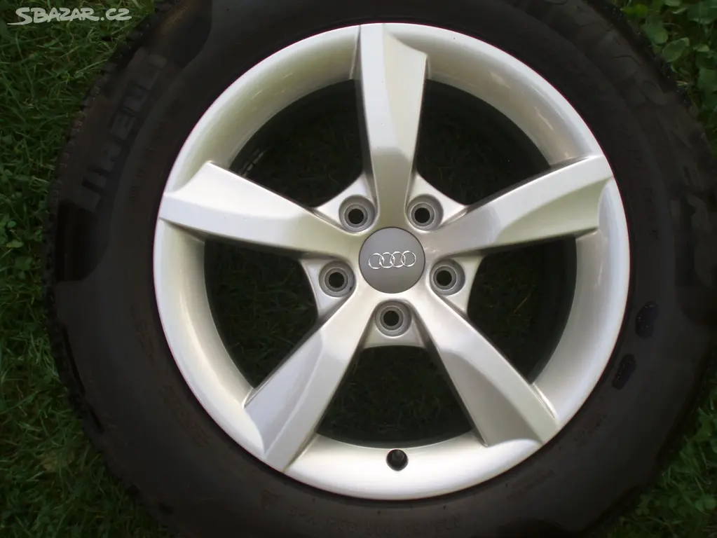 Audi A6  alu kola 16"  Originál  Nové