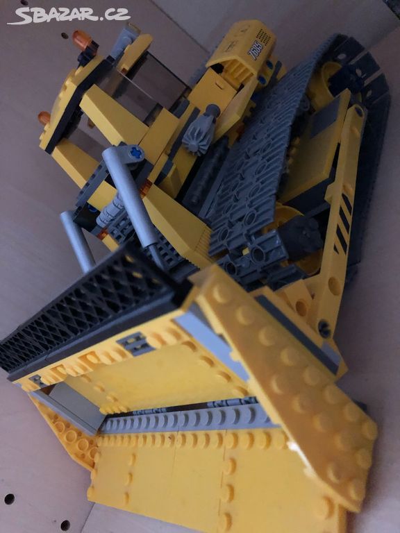 Lego 7685 buldozer - Praha - Sbazar.cz