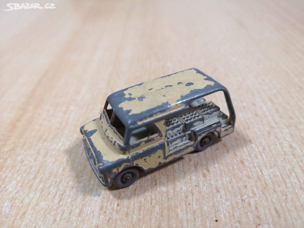 MATCHBOX BEDFORD MILK DELIVERY VAN No 29 1956