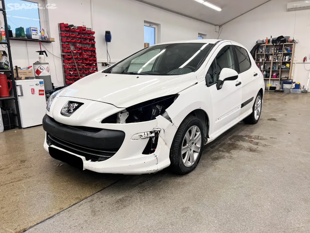 Peugeot 308 1.6HDi 68kW - fotka 3